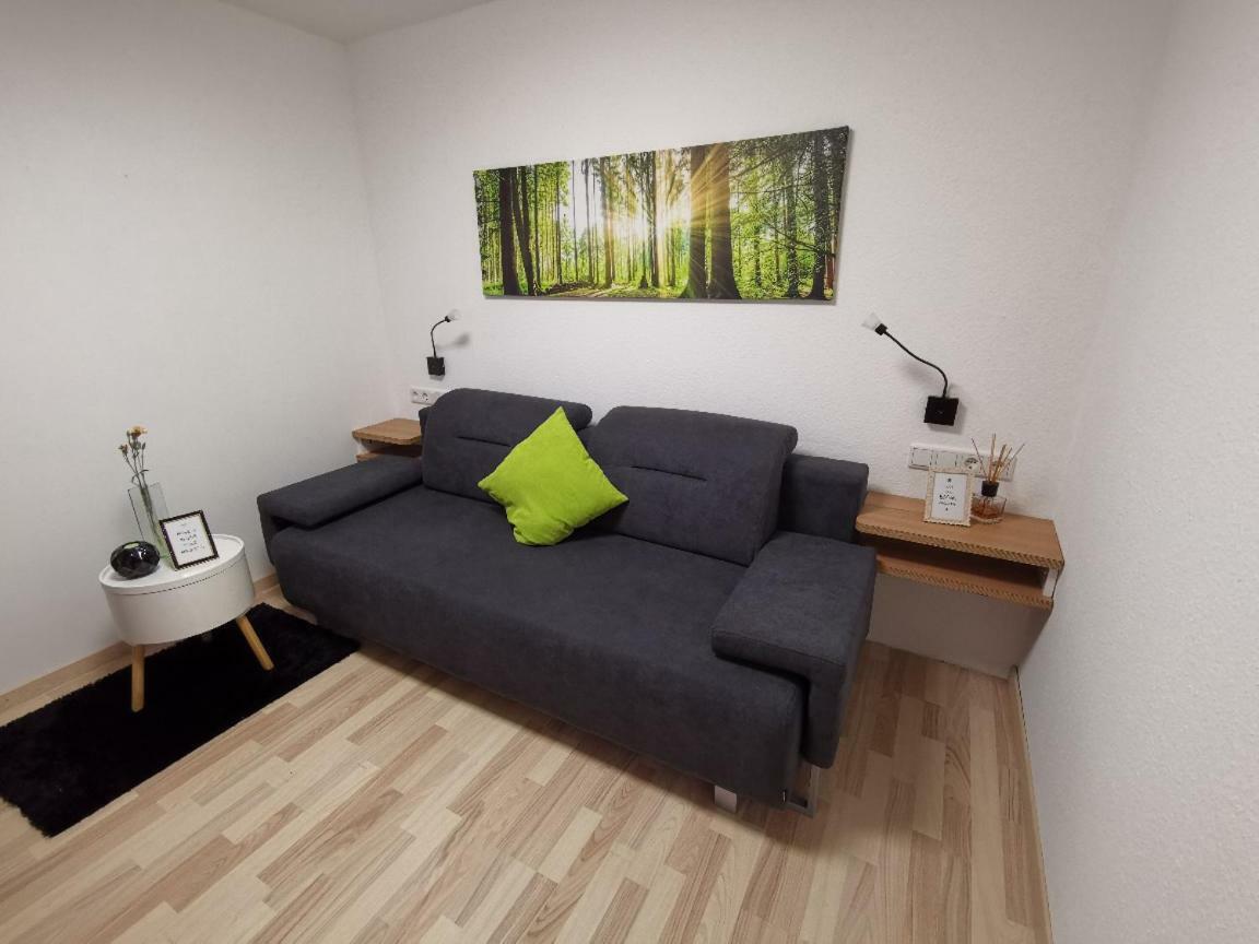 Einzelnwohnung Mit Eigenem Eingang Weingarten  Exterior foto